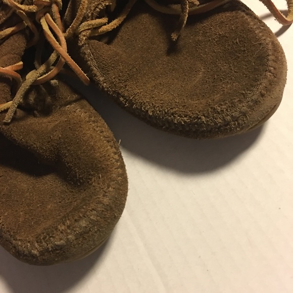 Minnetonka suede ankle tie up fringe - Picture 2 of 7